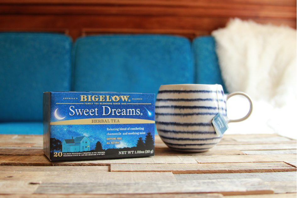 five-ways-to-a-good-night-s-sleep-with-bigelow-sweet-dreams-herbal-tea