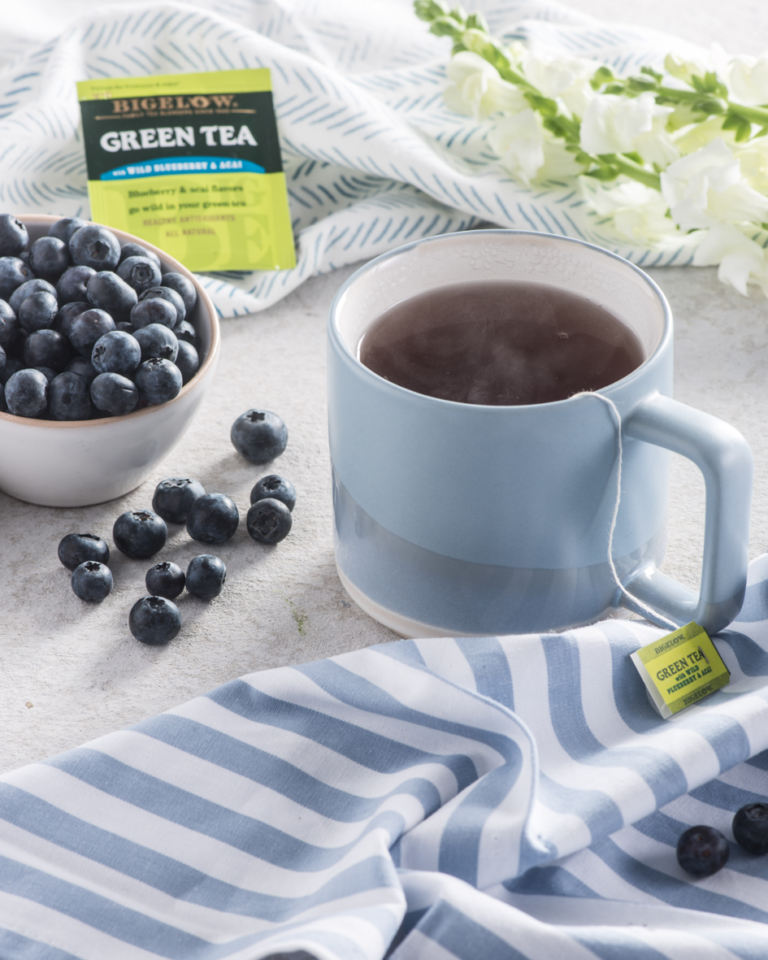 All The Reasons You’ll Love Bigelow’s Green Tea With Wild Blueberry